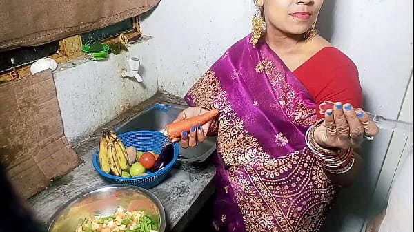 सेक्सी भाभी का-सेक्सी भाभी वीडियो में